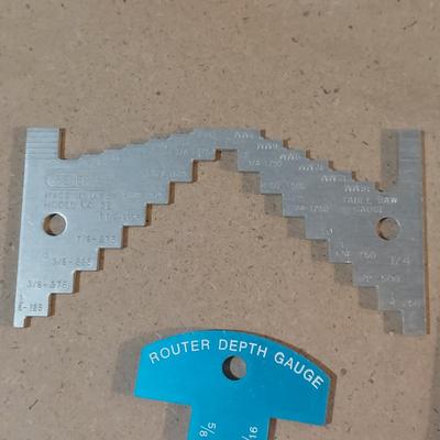 Bow FeatherPRO Featherboard and More Router Accessories (WM-BBL)