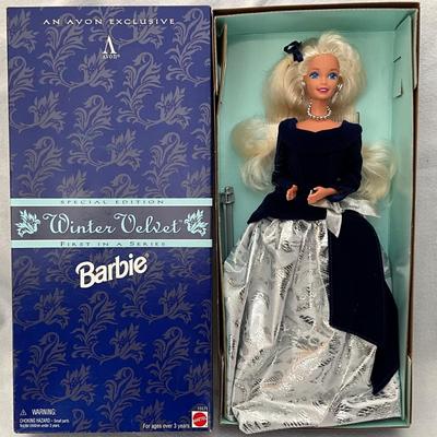 1995 Barbie Winter Velvet Avon Exclusive Mint/Excellent Condition Box opened to take picture