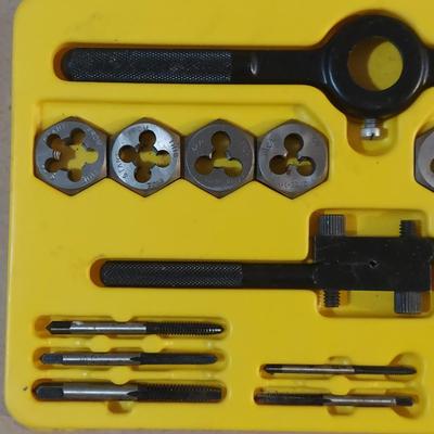 Tap & Die Set w/ 1-2-3 Blocks (WM-BBL)