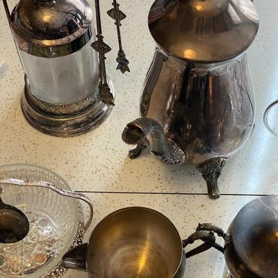 Silver plate and silver tone serving items