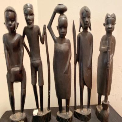 5 African wood figures
