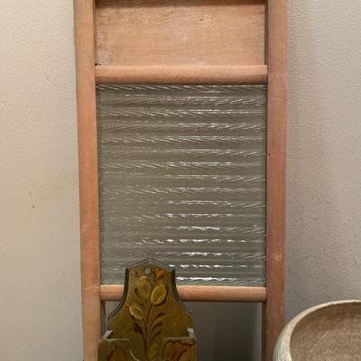 Vintage washboard, pottery and tins