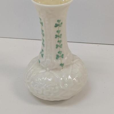 6" Shamrock Belleek Ireland Vase