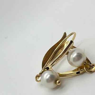 LOT 22J: 14K Gold and Pearl Earrings - Marked ZZ 585 - 1.3 gtw