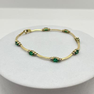 LOT 25J: 14K Gold Emerald Diamond 7” Bracelet - 3.8 gtw