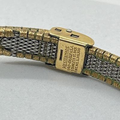 LOT 28J: Vintage Ladies Wittnauer Manual Watch