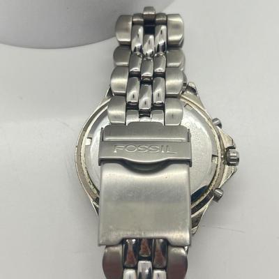 LOT 36J: Three Men's Wrist Watches - Citizen, Fossil, Timex