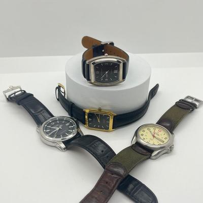 LOT 37J: Mens Watches - Swiss Military, Bullova, Benrus, & Mathey-Tissot