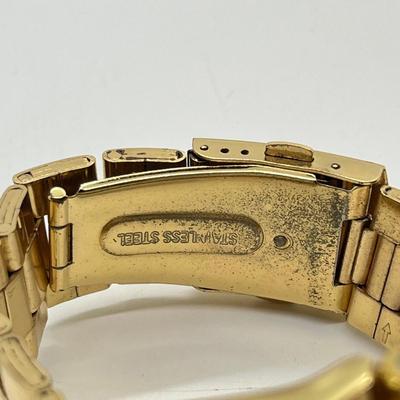 LOT 38J: Men’s Watches - Enato, Holzer, Phasar