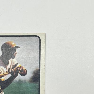 LOT 40J: 1973 Topps Roberto Clemente