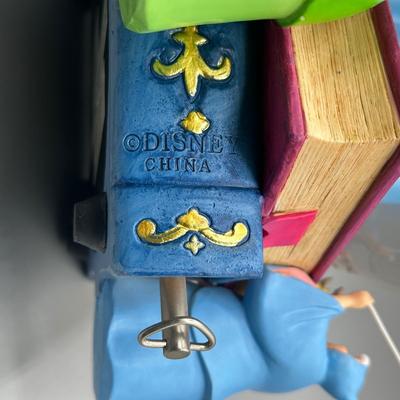 LOT 41: Vintage Disney Cinderella Musical Snow Globe