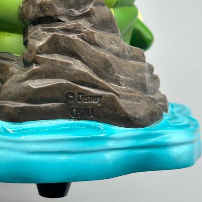 LOT 42: Disney Peter Pan Musical Snow Globe