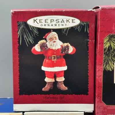 LOT 49: Hallmark Keepsake Tree Ornament Collection w/ Tote & Hallmark Magic Cord Included