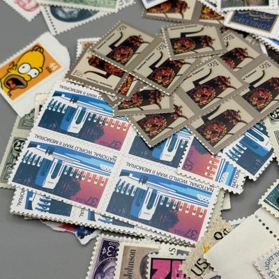 LOT 56: Assorted Vintage Stamp Collection