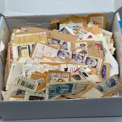 LOT 56: Assorted Vintage Stamp Collection