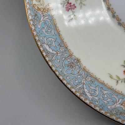 LOT 60: Vintage Noritake China Vegetable Dish & Made In Japan Shakers