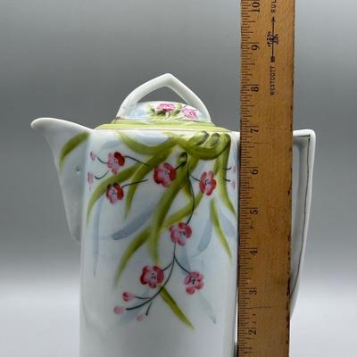 LOT 61: Vintage Pink Depression Glass & More