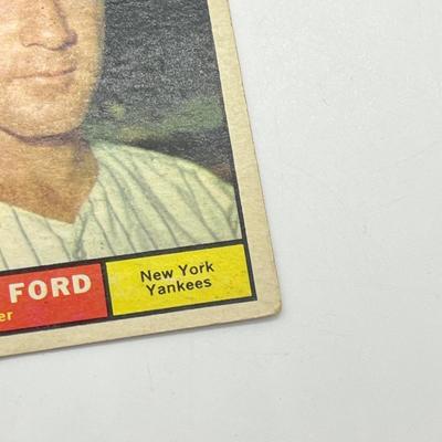 LOT 64: 1960s Baseball Cards - 1961 Ron Santo Rookie and Whitey Ford, 1962 Brooks Robinson and Whitey Herzog, 1965 Don Drysdale and More
