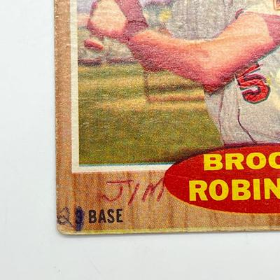 LOT 64: 1960s Baseball Cards - 1961 Ron Santo Rookie and Whitey Ford, 1962 Brooks Robinson and Whitey Herzog, 1965 Don Drysdale and More