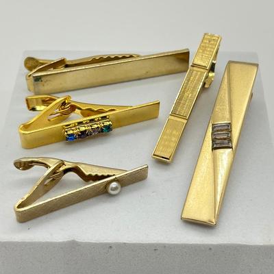 LOT 70J: Men’s Jewelry Collection - Cuff Links, Money Clips, Lighters, Tie Clips (One Gold Fill), and More