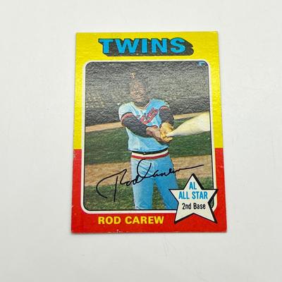 LOT 73: 1975 Topps Baseball Stars Cards - Nolan Ryan, Tom Seaver, Rod Carer, Reggie Jackson, Mike Schmidt, and More