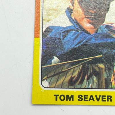LOT 73: 1975 Topps Baseball Stars Cards - Nolan Ryan, Tom Seaver, Rod Carer, Reggie Jackson, Mike Schmidt, and More