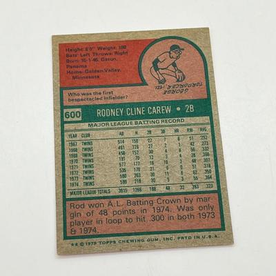 LOT 73: 1975 Topps Baseball Stars Cards - Nolan Ryan, Tom Seaver, Rod Carer, Reggie Jackson, Mike Schmidt, and More