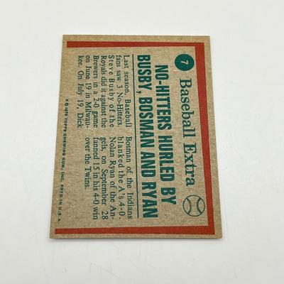 LOT 73: 1975 Topps Baseball Stars Cards - Nolan Ryan, Tom Seaver, Rod Carer, Reggie Jackson, Mike Schmidt, and More