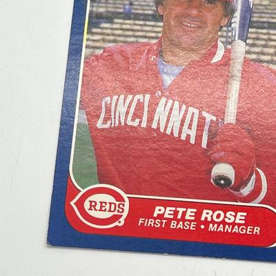 LOT 74: Pete Rose and Steve Carlton Baseball Cards
