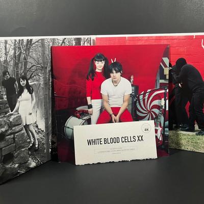 LOT 84B: White Stripes “White Blood Cells” Album w/ Photobook and DVD Third Man Records #48