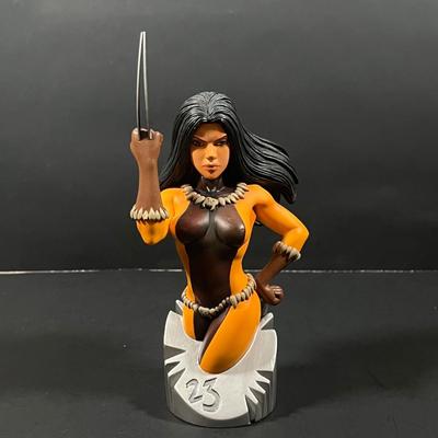 LOT 88B: Diamond Select Marvel Universe X-23 Statue / Bust