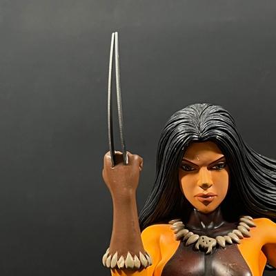 LOT 88B: Diamond Select Marvel Universe X-23 Statue / Bust