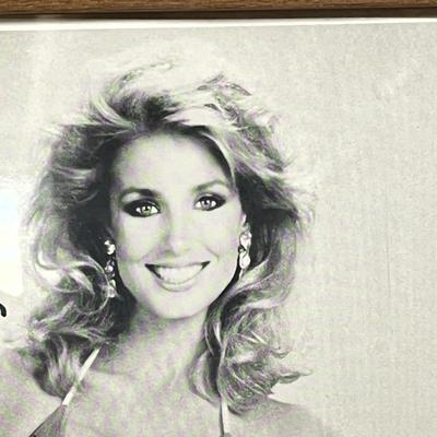 LOT 94B: Signed Picture of Heather Thomas