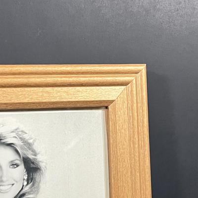 LOT 94B: Signed Picture of Heather Thomas