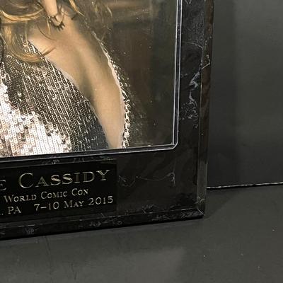 LOT 95B: Katie Cassidy Wizard Comic Con Signed Photo