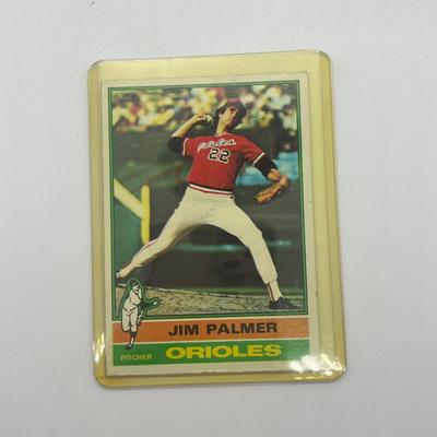 LOT 123: 1970s Baseball Star Cards -Eckersley Rookie, Reggie Jackson, Carew, Munson, Morgan and More!