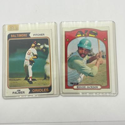LOT 123: 1970s Baseball Star Cards -Eckersley Rookie, Reggie Jackson, Carew, Munson, Morgan and More!