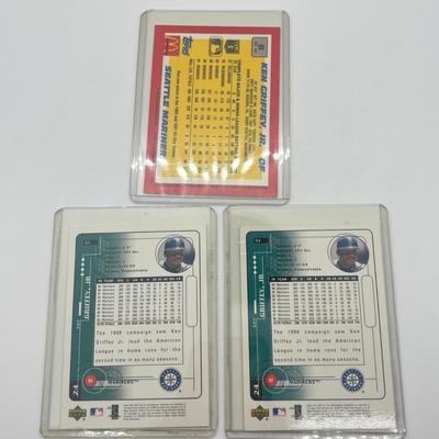 LOT 124: 10 Ken Griffey Cards - 1989 Donruss Rookie and more!