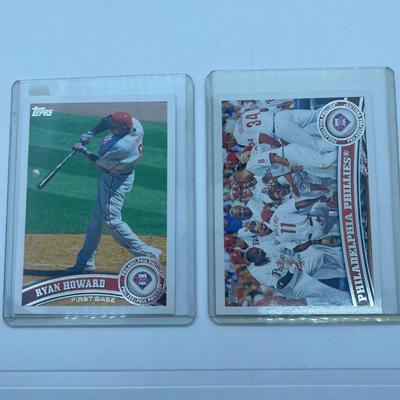 LOT 126: 2011 Topps Phillies Baseball Cards - Halladay, Lee, Oswalt, Rollins, Utley, Howard, and More!