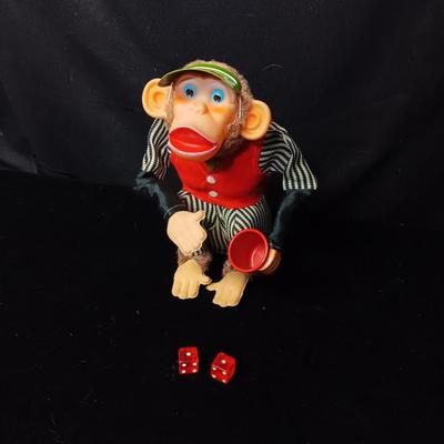 WORKING VINTAGE CRAGSTAN CRAP SHOOTING MONKEY. HE ROLLS THE DICE!