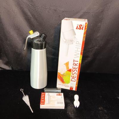 LIKE NEW SAHNE DESSERT WHIP