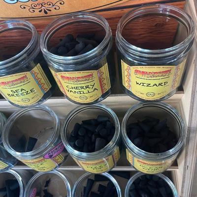 X17-Incense cones and Display