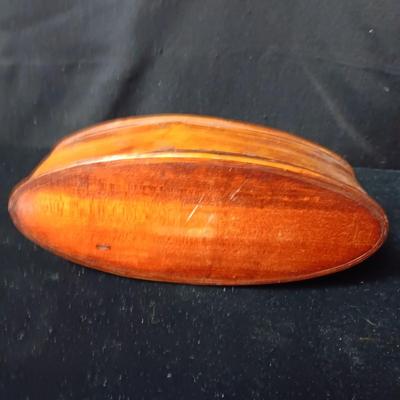 WOODEN TOBACCO BOX AND A THICK GLASS ASHTRAY BY STROMBERGSHYTTAN