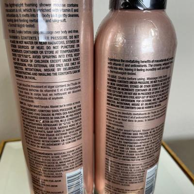 Veilment Macadamia Oil Foaming Body Mouse and Shower Gel