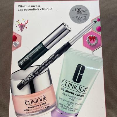 Clinique MVP 3 piece set New!