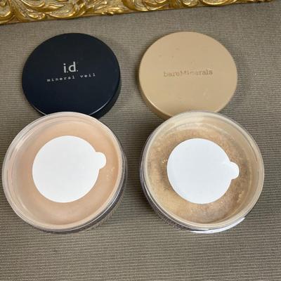 2 bare Minerals full size powders New!