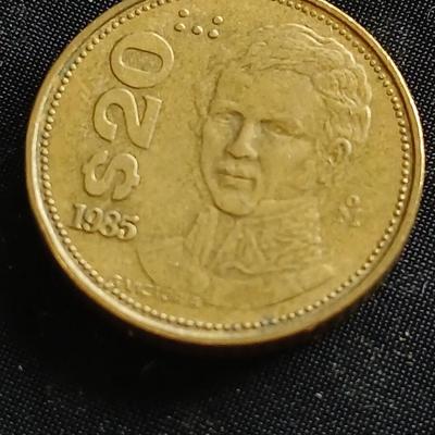 Collection of 70's and 1985 Mexico Peso coins