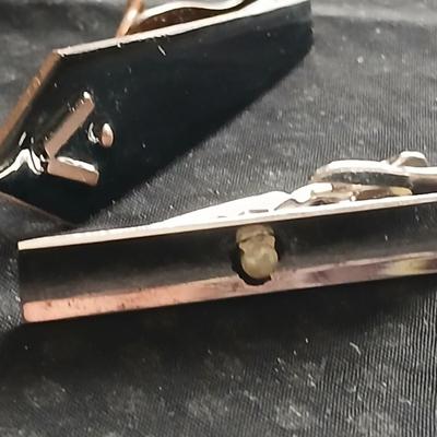 Vintage divided trinket box with Tie clips - Anson - Swank