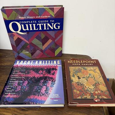 Textiles, Fibers & Crafting Paradise (GB-BM)
