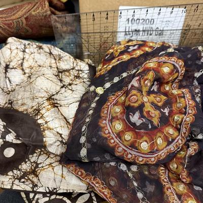 Textiles, Fibers & Crafting Paradise (GB-BM)